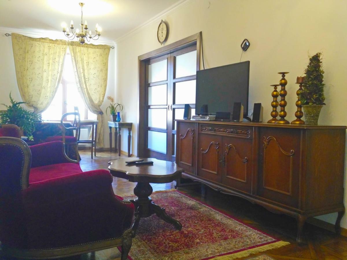 Apartment On Rynok Square Львів Екстер'єр фото