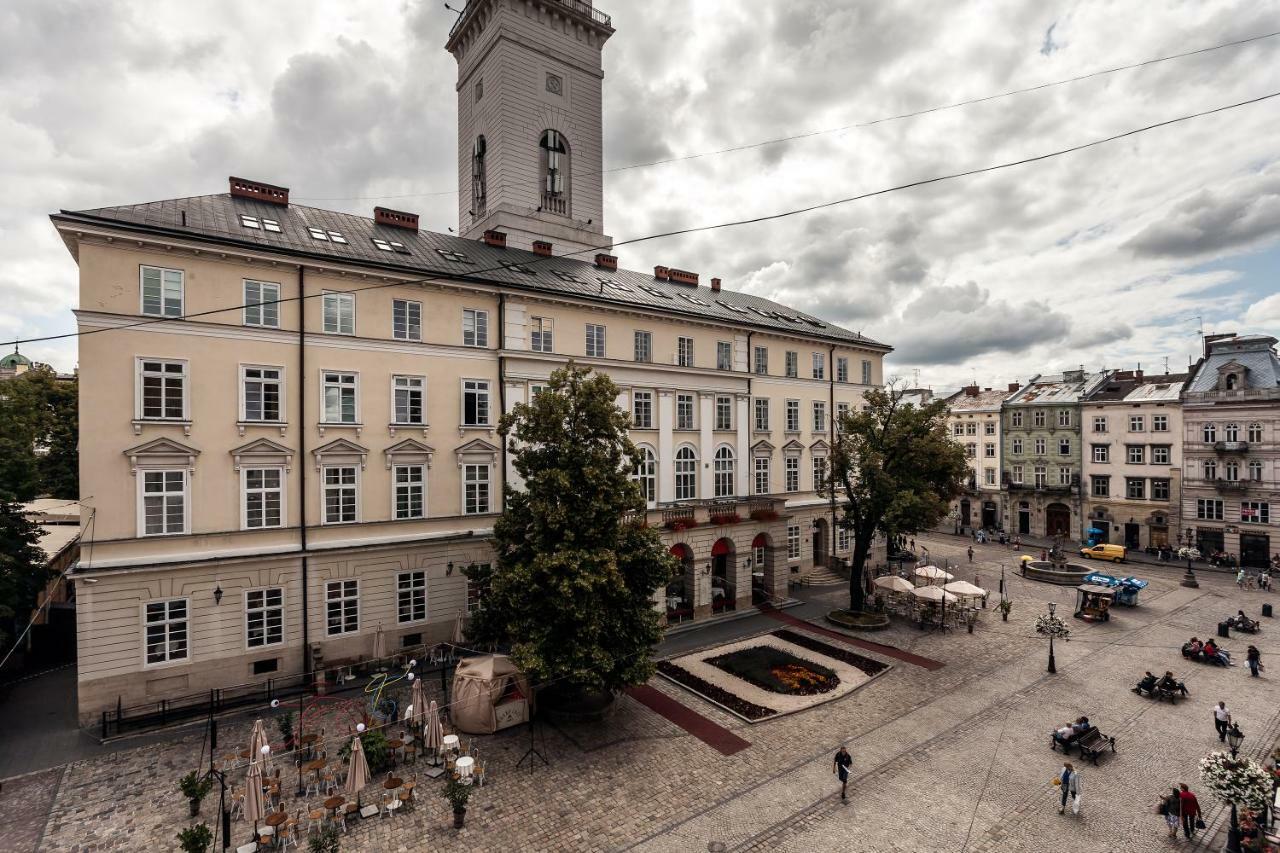 Apartment On Rynok Square Львів Екстер'єр фото
