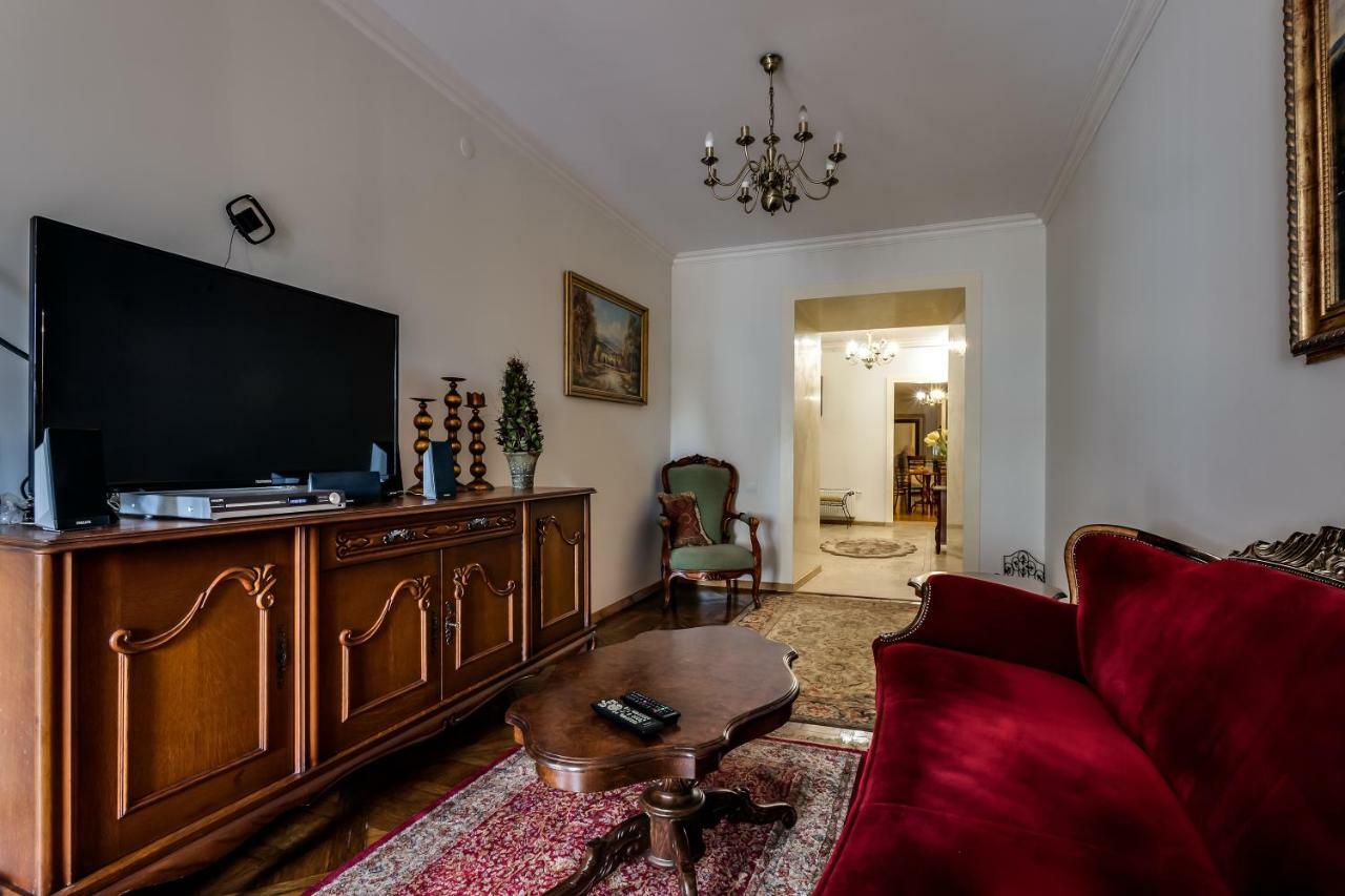 Apartment On Rynok Square Львів Екстер'єр фото